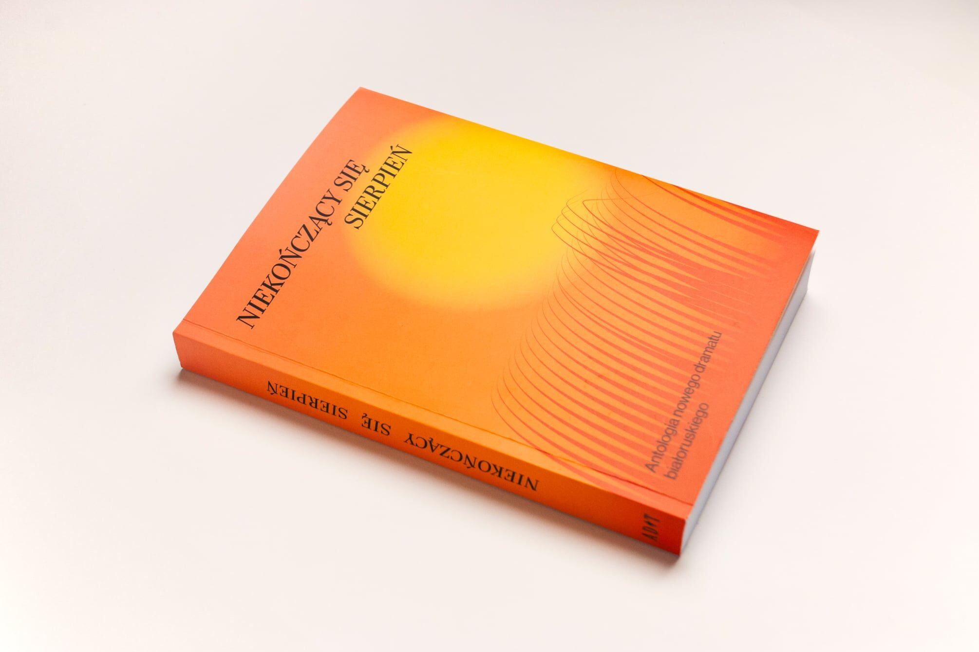 fot. Seti Ozimek; projekt okładki: Maja Zagórska