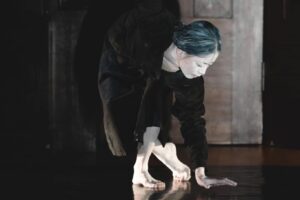 fot. Magdalena Cydzik - zdjęcie ze spektaklu "Uśpione nasiona"