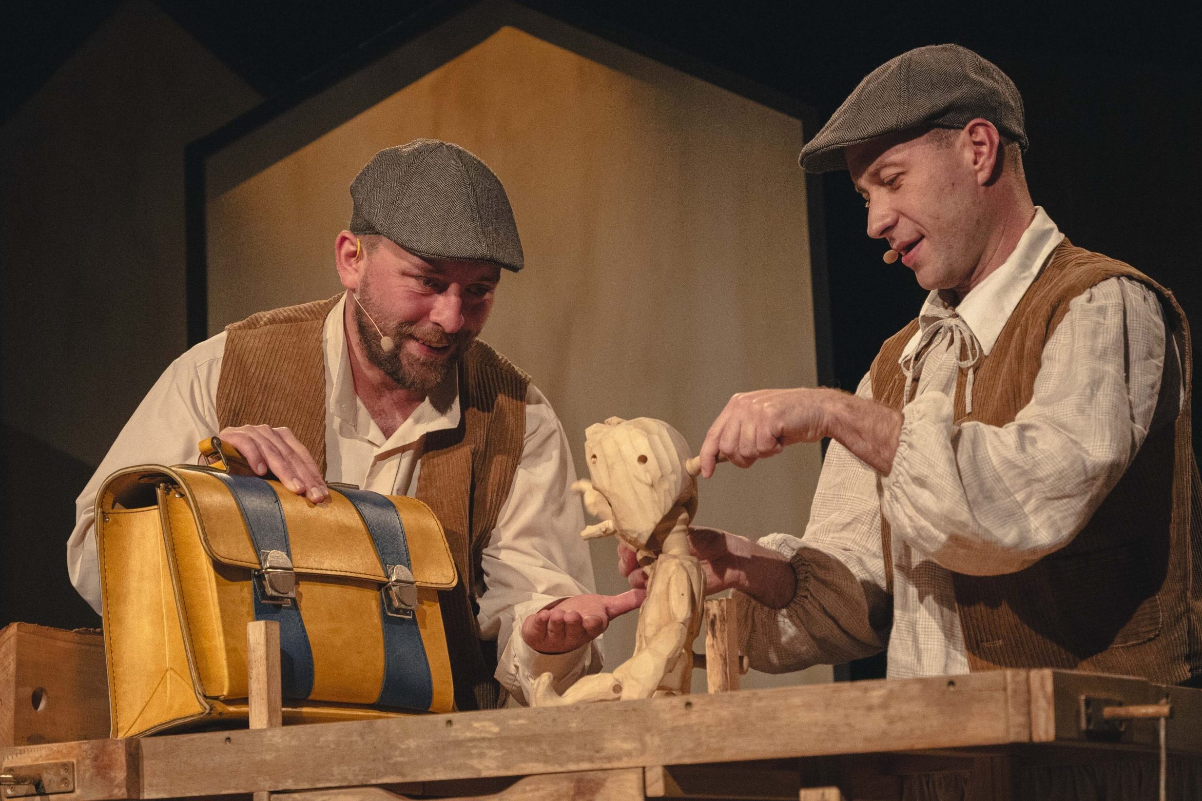 Scena ze spektaklu „Pinokio” w Teatrze Kameralnym w Bydgoszczy; fot. Radek Drygas