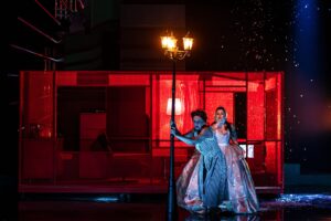 fot. Natalia Kabanow (fotos ze spektaklu - Requiem dla snu)