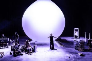Spektakl „Słońce. Powietrze. Popiół”, Teatr Polski w Podziemiu; fot. Natalia Kabanow
