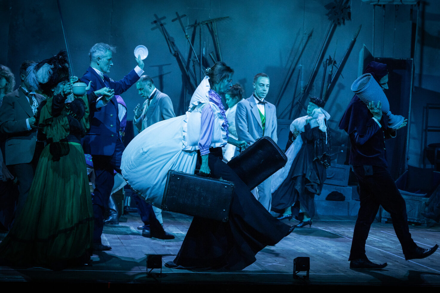 Spektakl „Kraków narodowej sztuce, czyli tryumf miernoty”, Teatr im. Juliusza Słowackiego w Krakowie; fot. Joanna Siwiec